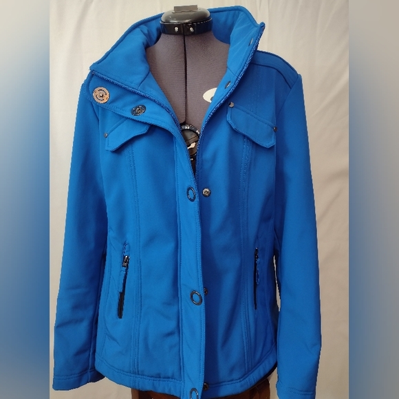 Alpinetek Women's XL Hooded Sport Jacket - Picture 3 of 12